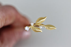 Delicate Twig, pearls & crystal Hair Prong