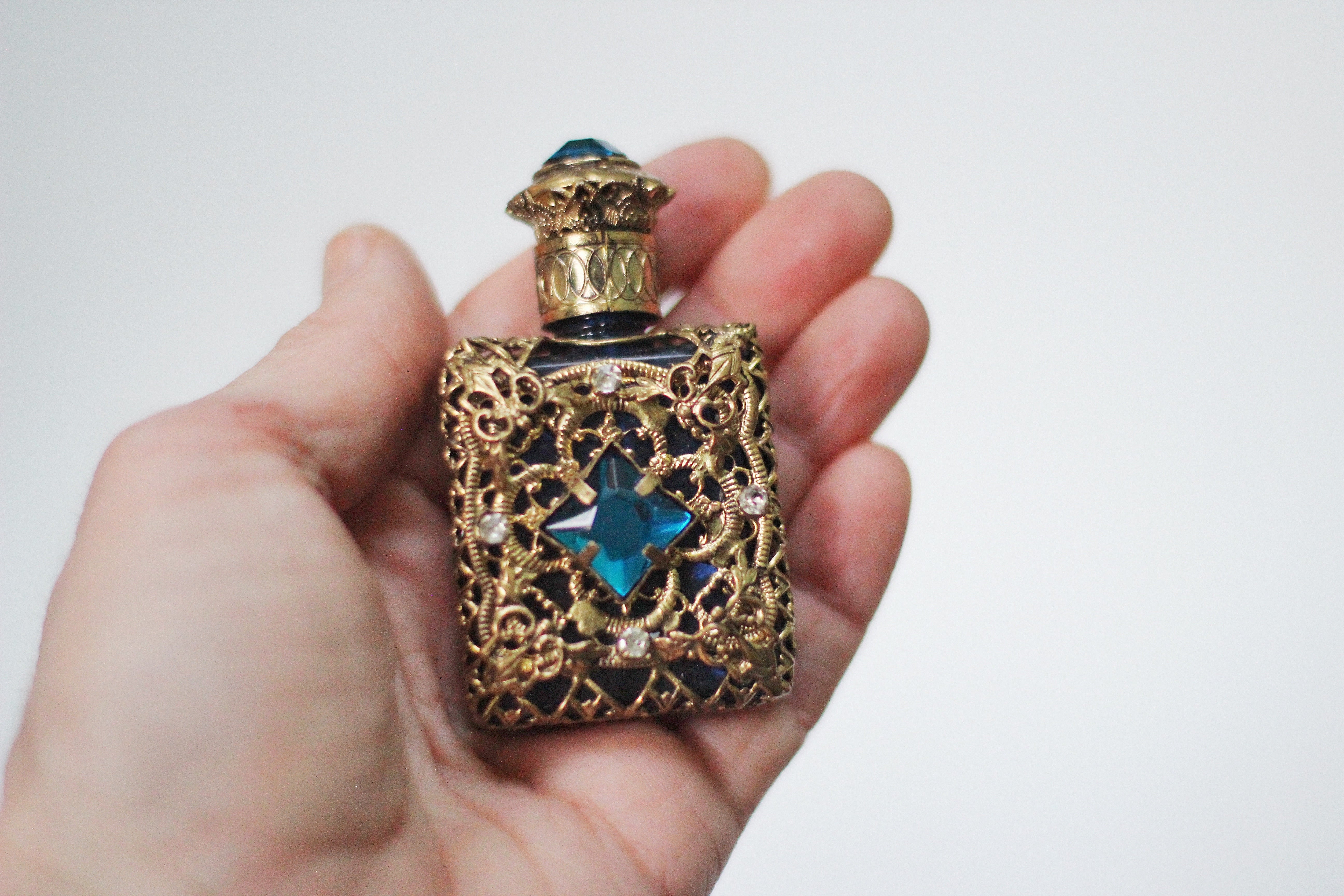 Copy Blue Crystals Perfume Bottle