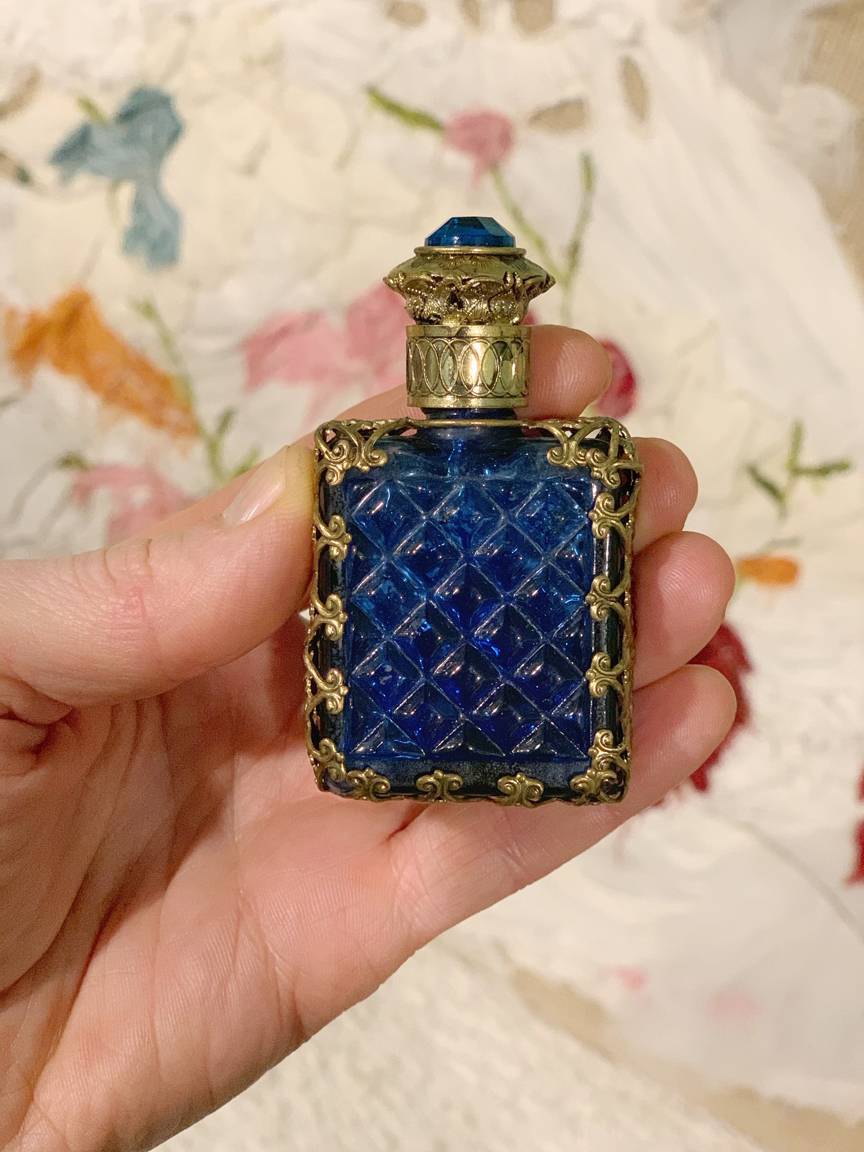 Copy Blue Crystals Perfume Bottle